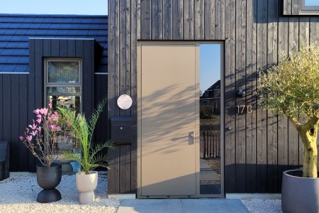 Schuurwoning zwart
