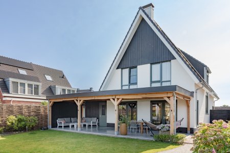 Tijdloze nieuwbouw woning